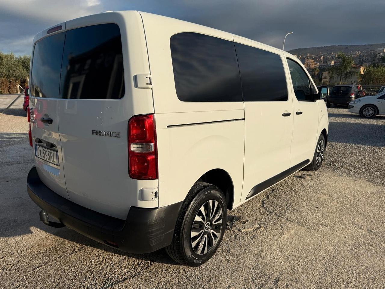 Toyota Proace 2.0D 122CV PL-TN Furgone Medium 4p.14q