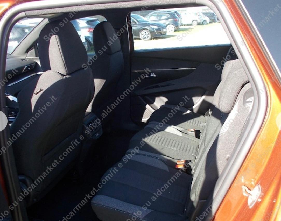 Peugeot 5008 BlueHDi 7 posti automatico
