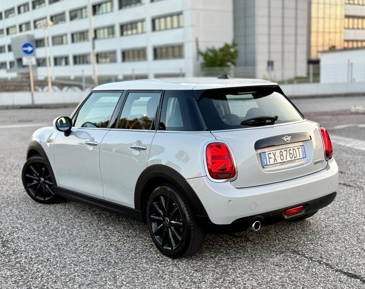 Mini 1.5 Cooper D 5 porte
