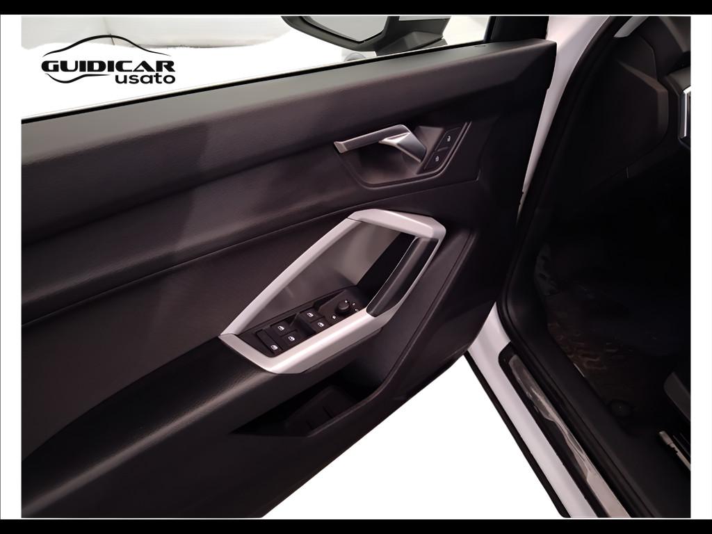 AUDI Q3 I 2019 Sportback - Q3 Sportback 35 2.0 tdi Business Plus