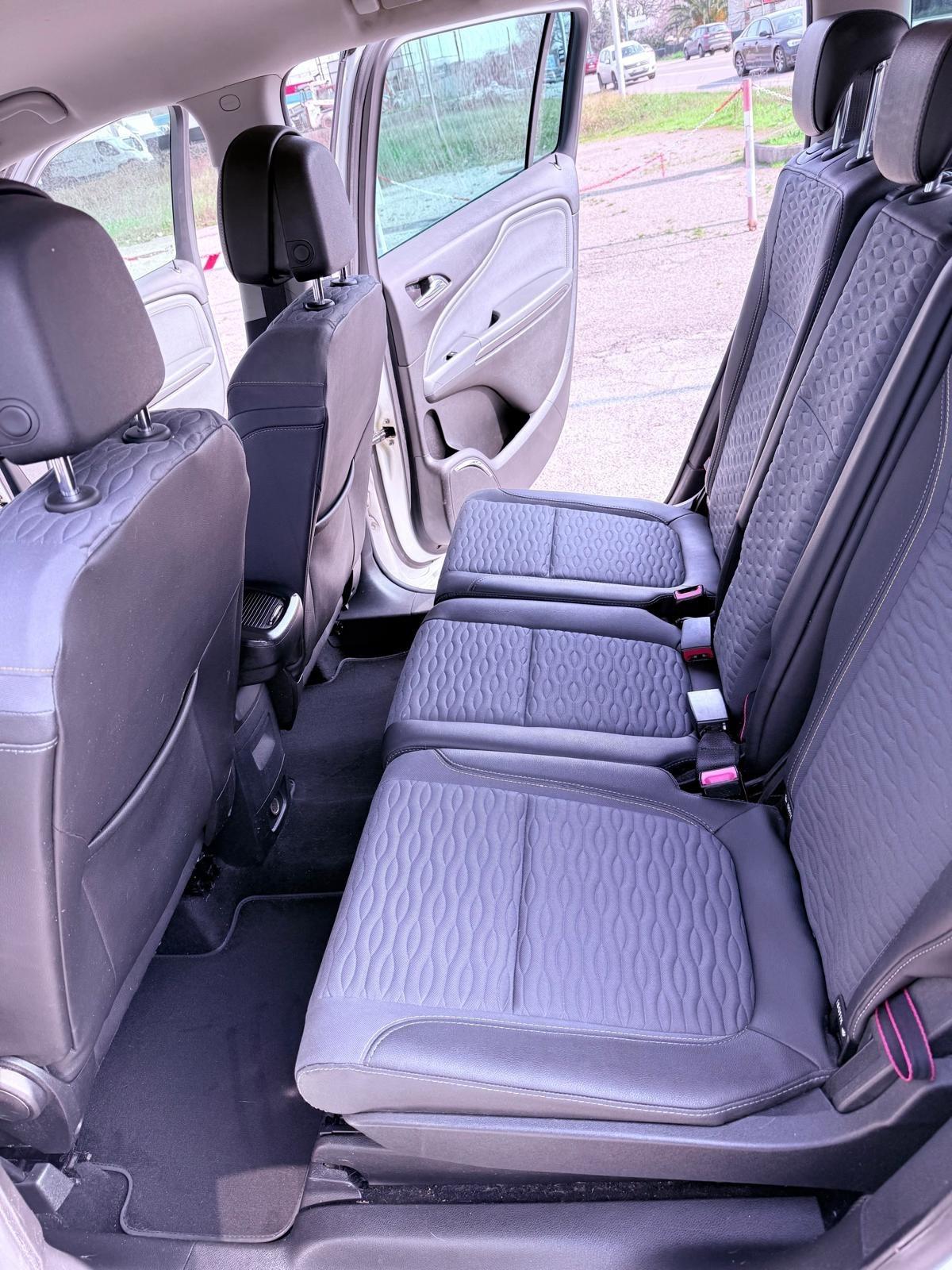 Opel Zafira Tourer 2.0 CDTi 110CV Cosmo