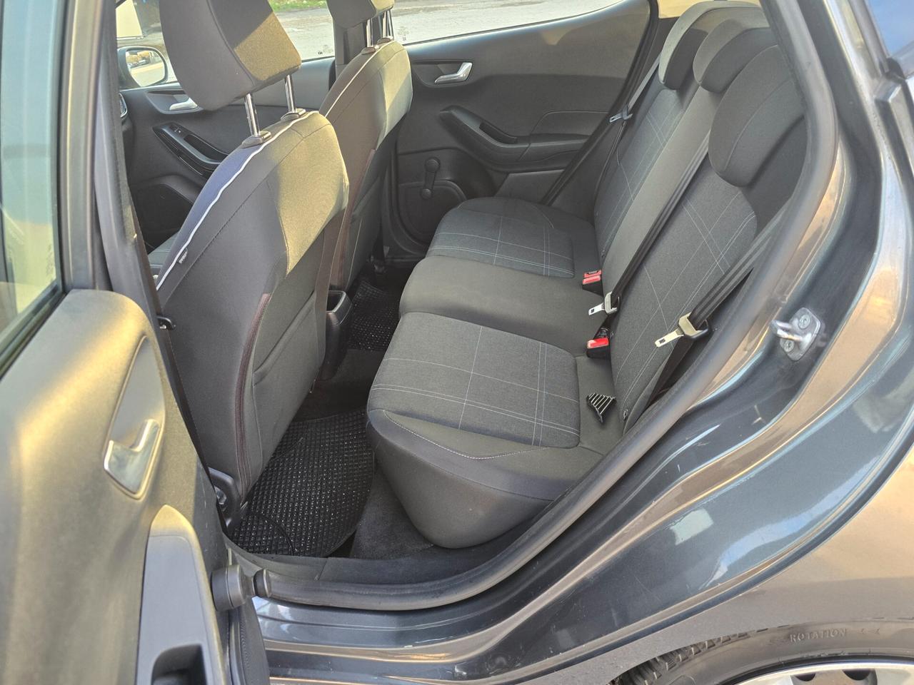 Ford Fiesta 1.5 TDCi 5 porte Titanium