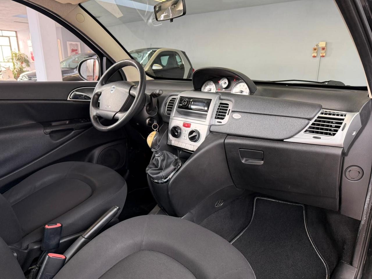 Lancia Ypsilon 1.2cc DIVA 69cv - 1 PROPRIETARIA OK NEOPAT.