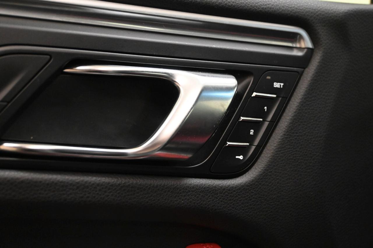 PORSCHE Macan 1ªs. '13-'25 Macan 2.0