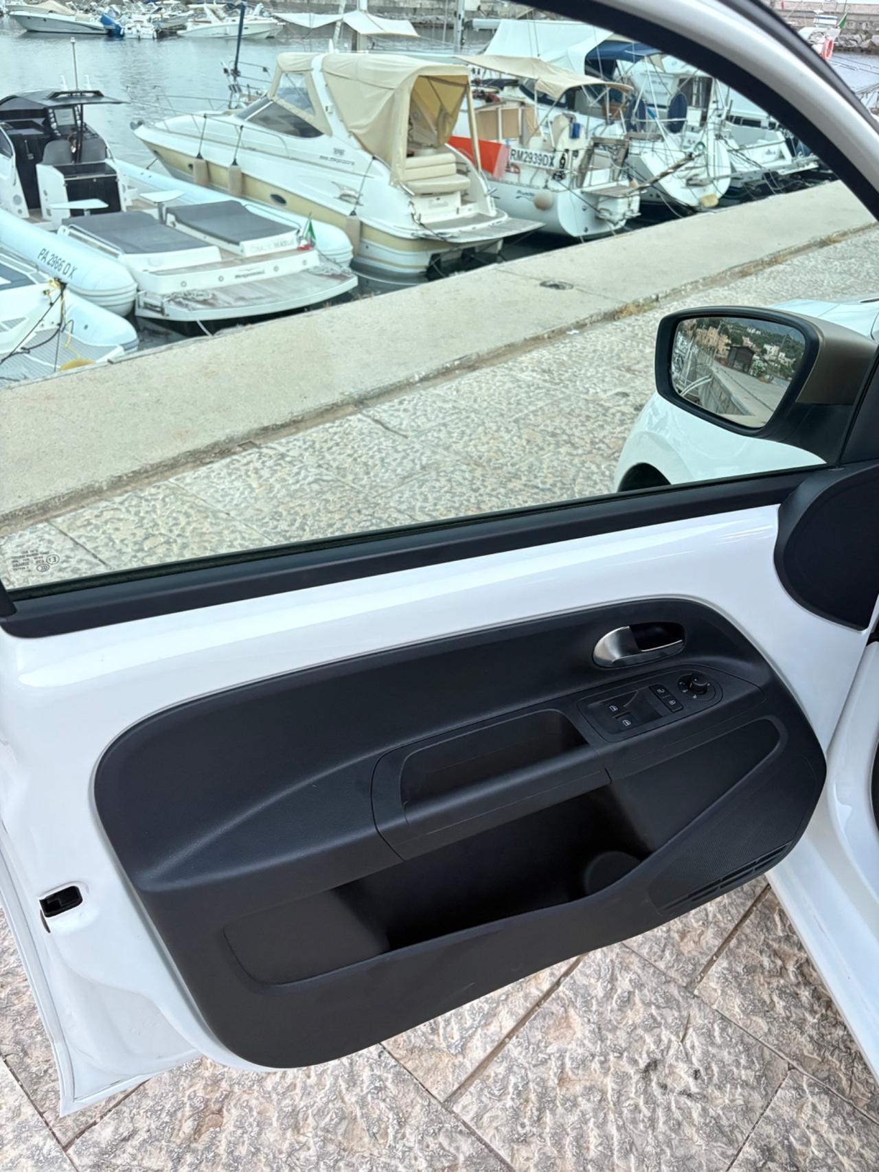 Seat Mii 1.0 5 porte by Cosmopolitan loves