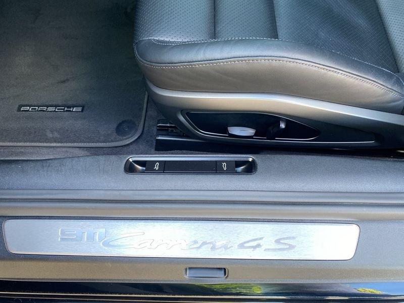 Porsche 911 992 Carrera 4S (992.1)