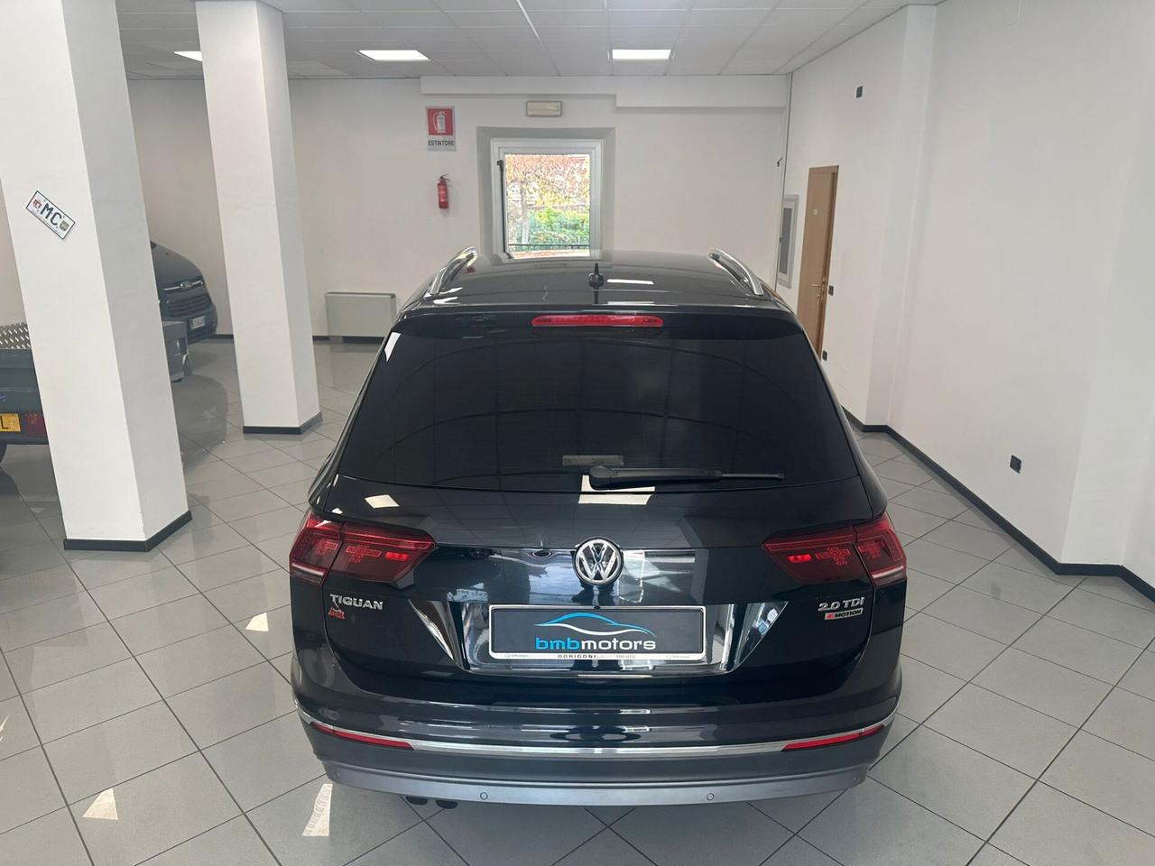 Volkswagen Tiguan 2.0 TDI SCR DSG 4MOTION Business BMT