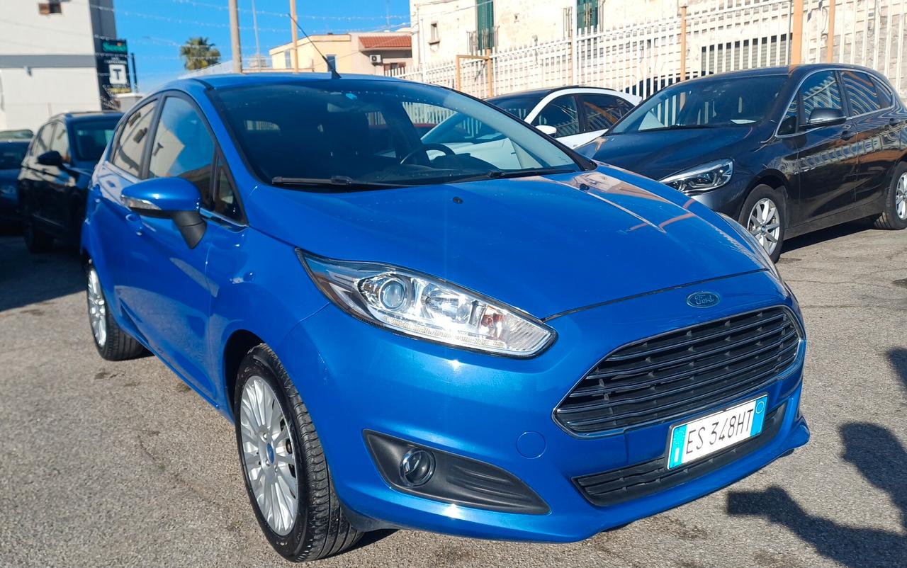 Ford Fiesta 1.5 TDCi 75CV 5 porte Titanium