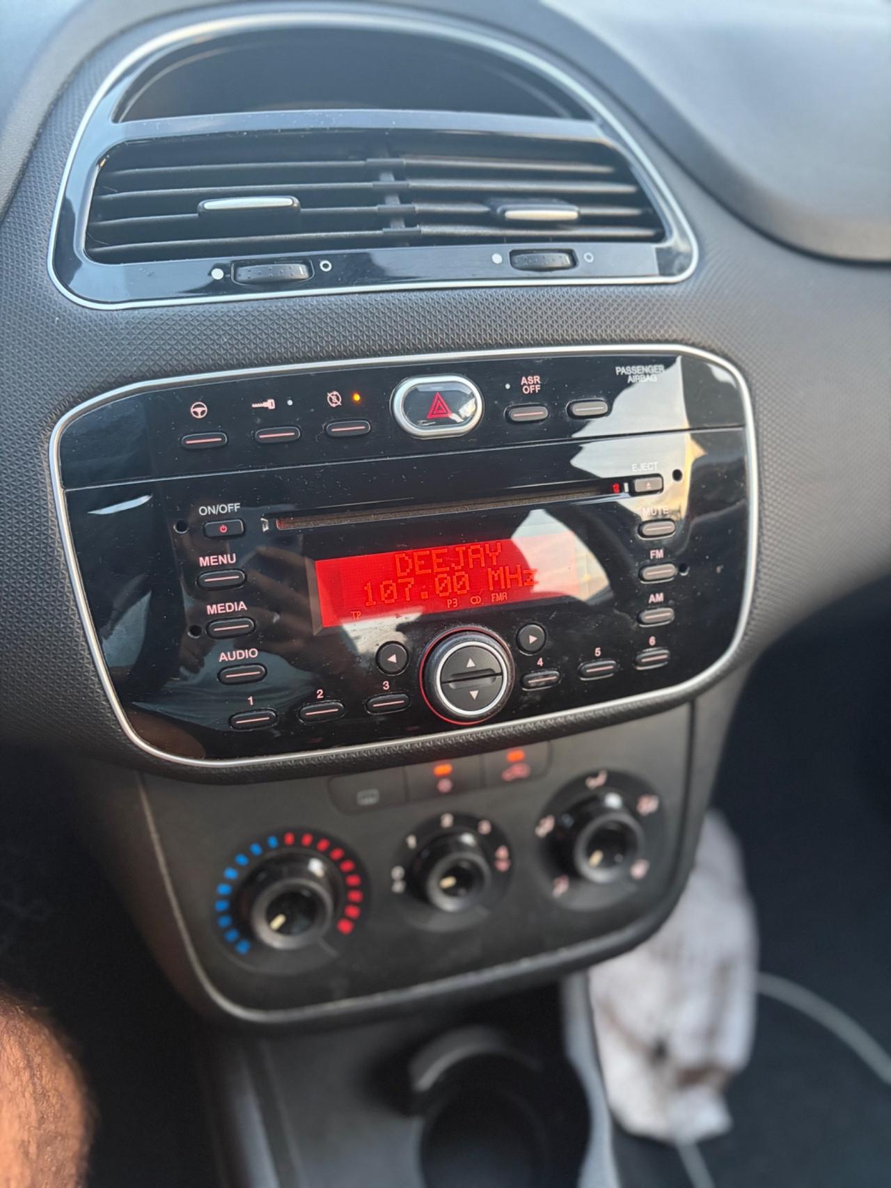 Fiat Punto 1.3 MJT II S&S 95 CV 5 porte Street