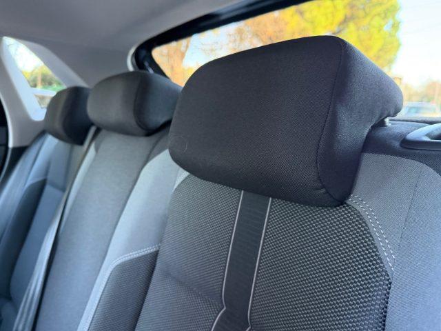 VOLKSWAGEN Polo 1.0 TSI 110 CV DSG R-LINE UNIPROPRIETARIO