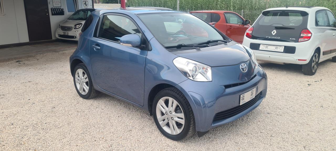 Toyota iQ 1.3 euro5 NAVI PREZZO REALE GARANZIA 12 MESI