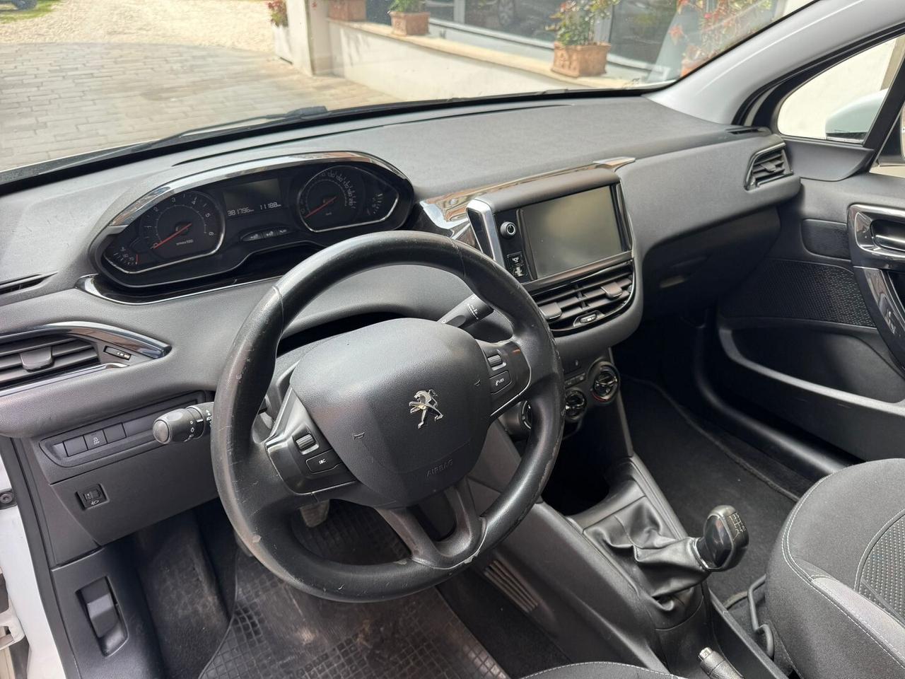 PEUGEOT 208 1.4 HDi 68CV 5p Active