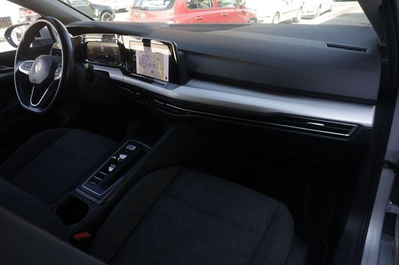Volkswagen Golf Volkswagen Golf 1.5 TGI Life DSG BENZINA/METANO Unicoproprietario