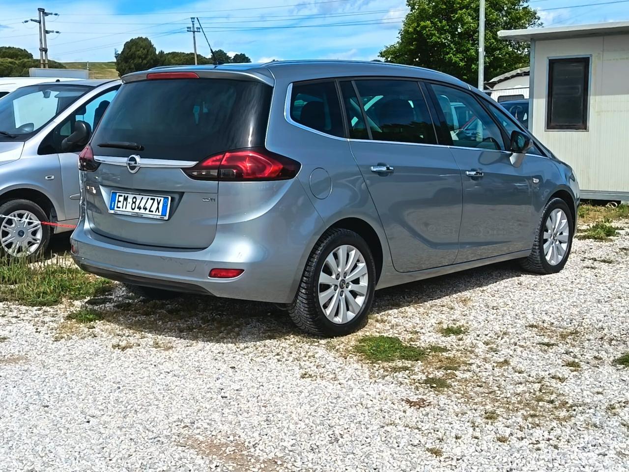 Opel Zafira Tourer 2.0 CDTi 130CV Cosmo 7 POSTI BXENON OCCASIONE