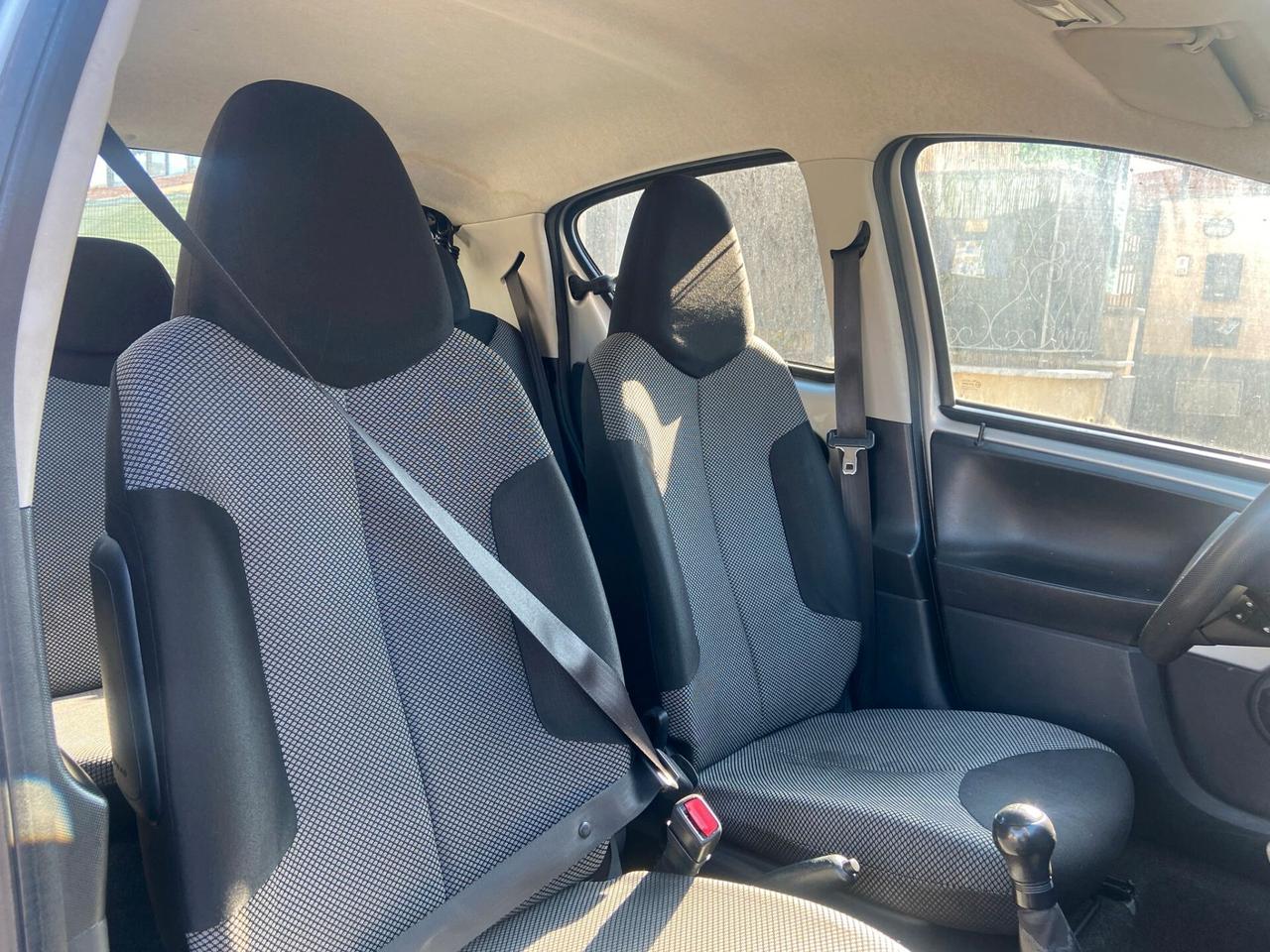Toyota Aygo 1.0 12V VVT-i 5 porte Orange Connect MMT