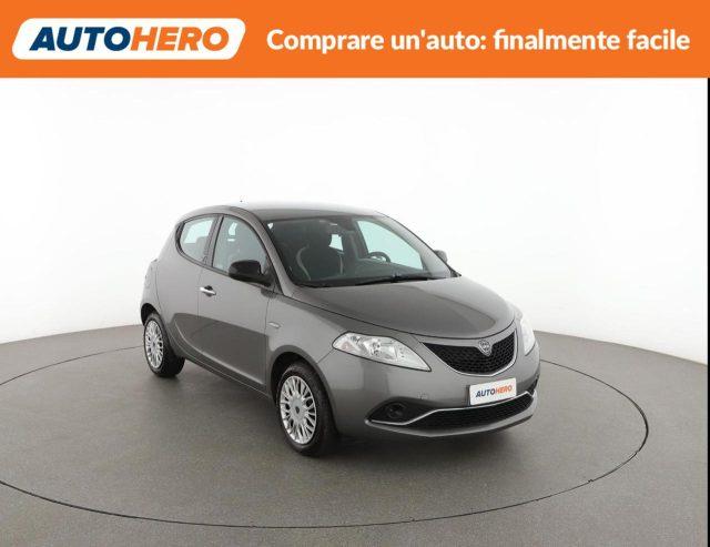 LANCIA Ypsilon 1.2 69 CV 5 porte Gold
