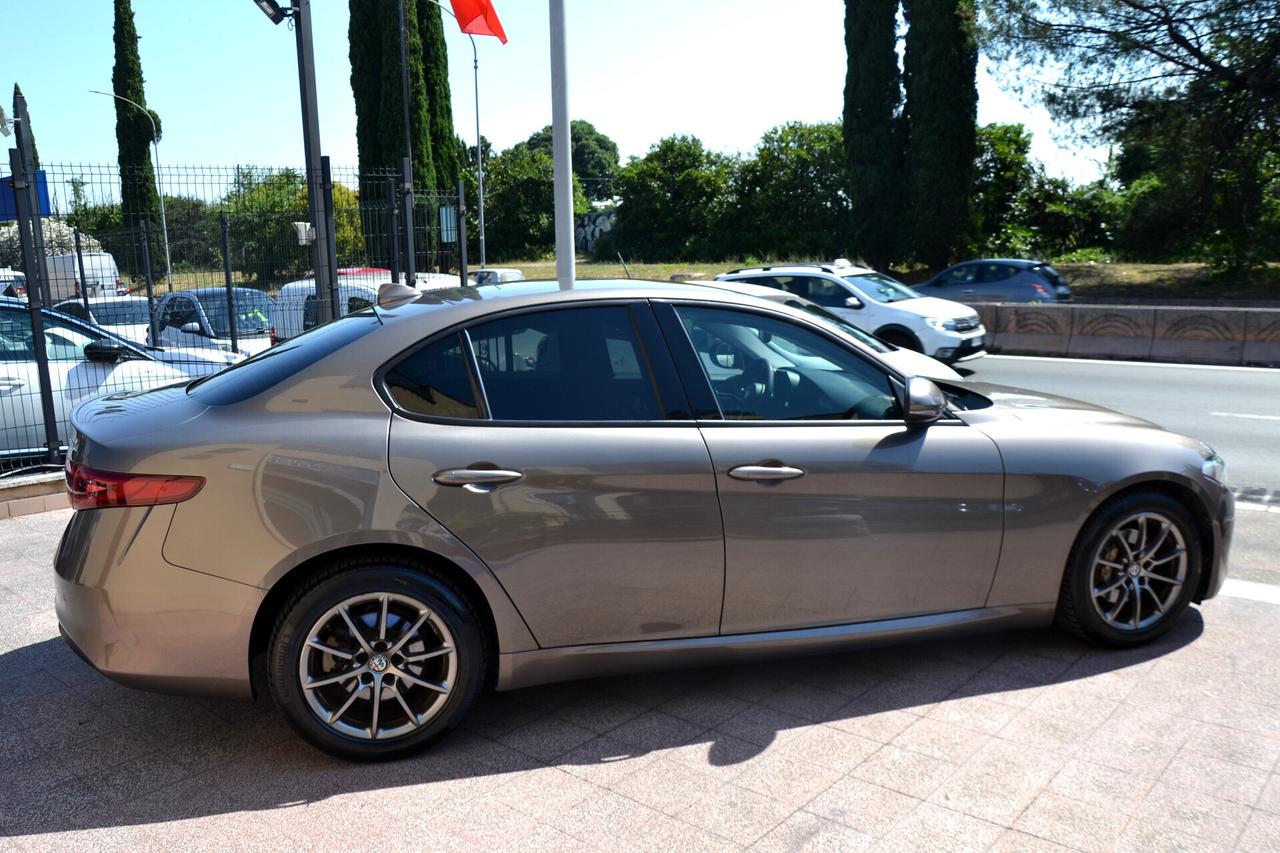Alfa Romeo Giulia 2.2 180CV SUPER 6M ️ PREZZO SENZA VINCOLI ️• ITALIANA • UNIPRO
