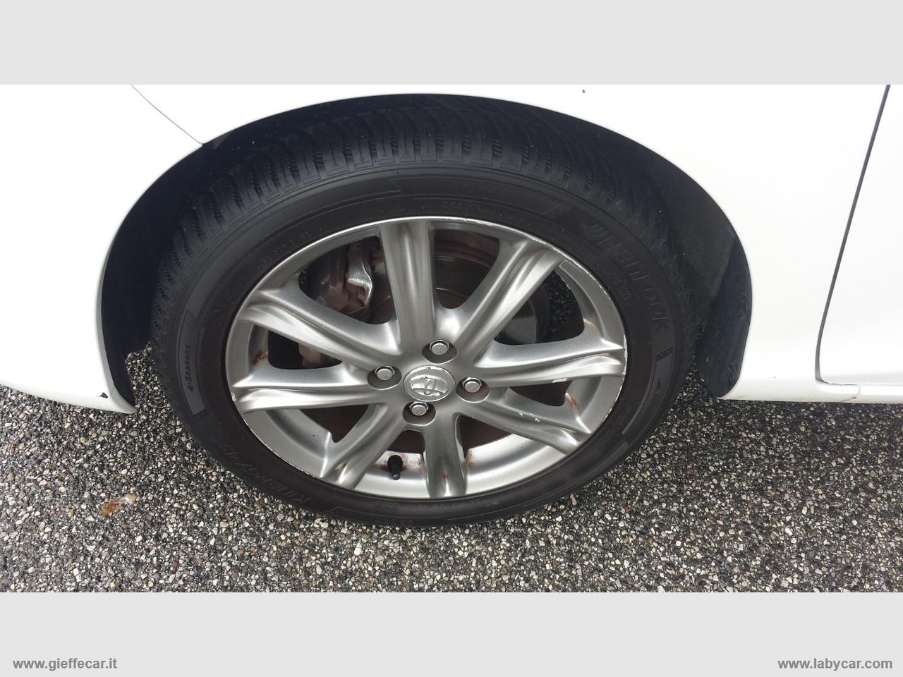 TOYOTA Yaris 1.3 5p. Style