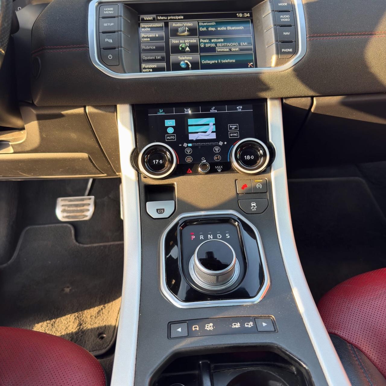 Land Rover Range Evoque 2.2 TD4 5p. Pure