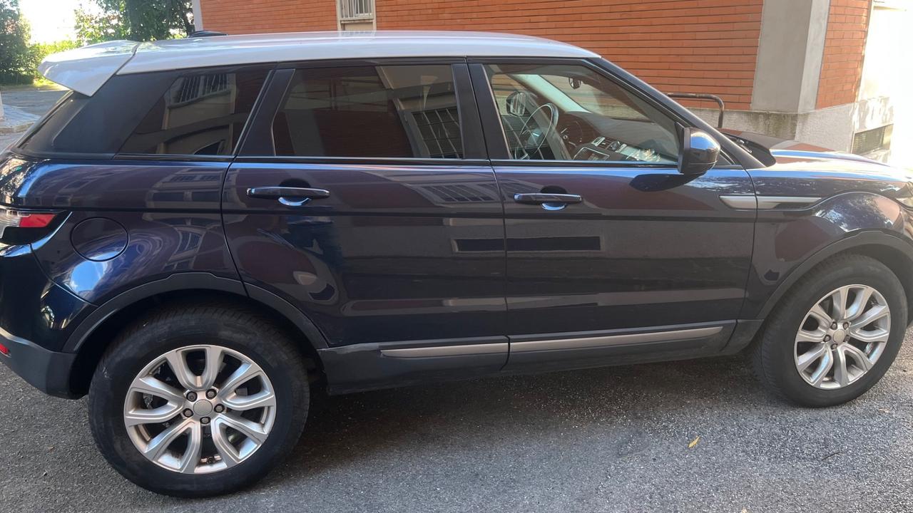 Land Rover Range Evoque 2.2 TD4 5p. Prestige