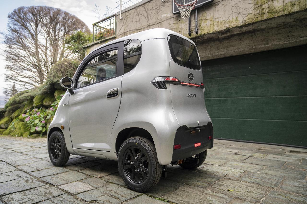 Cabin Active Virea - Muvia - Auto senza patente - Dispositivo medico - Scooter cabinato