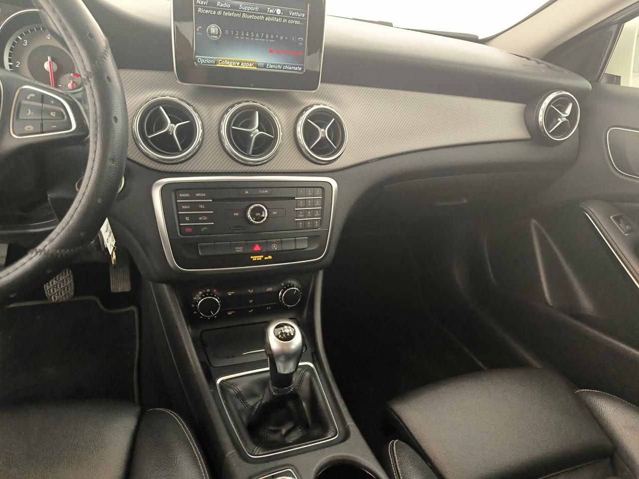 Mercedes GLA 180 d business