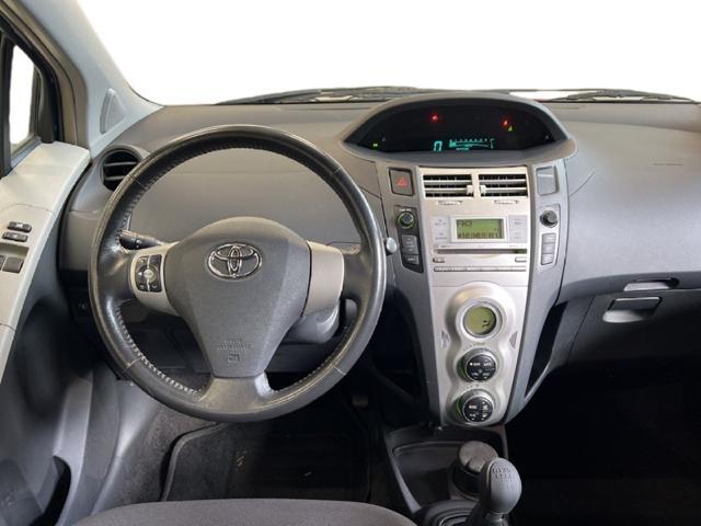 TOYOTA Yaris 1.0 3 porte