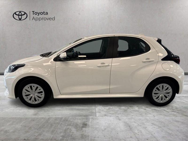 Toyota Yaris Hybrid Active MY22
