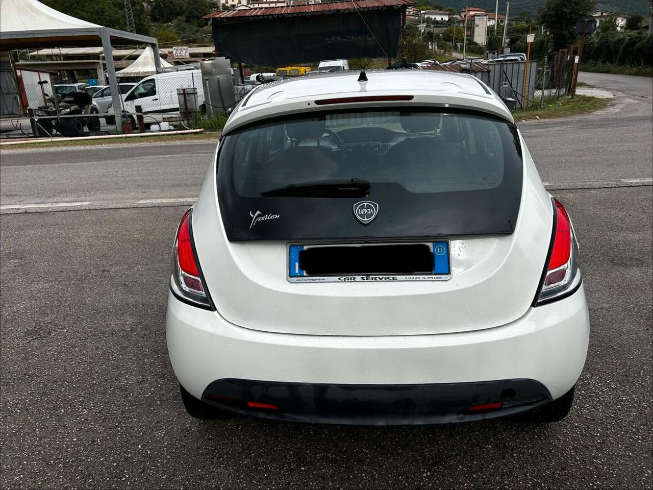 Lancia Ypsilon 1.2 69 CV 5 porte S&S Gold