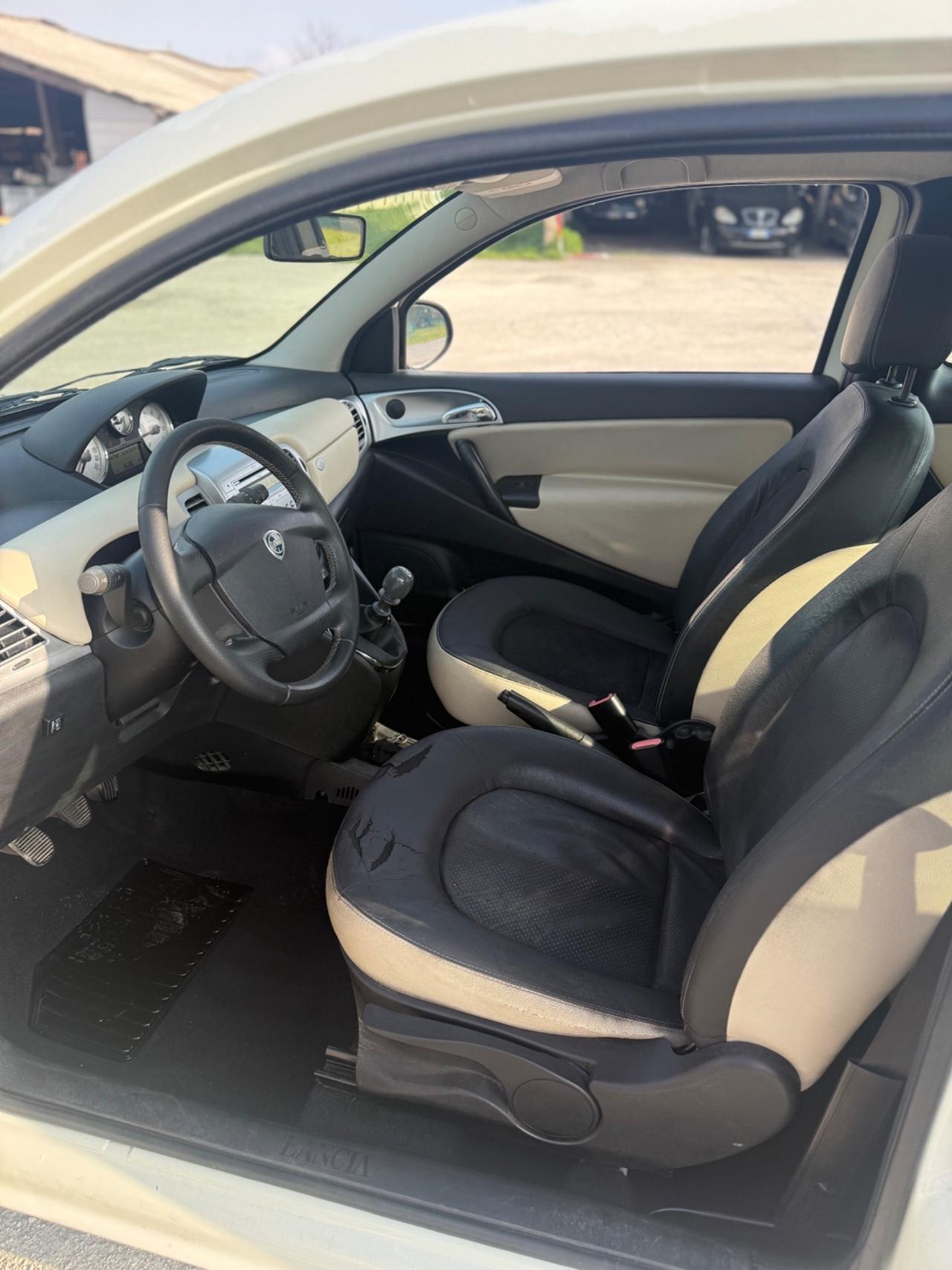 Lancia Ypsilon Ecochic 1.4 benzina GPL Neopatentati