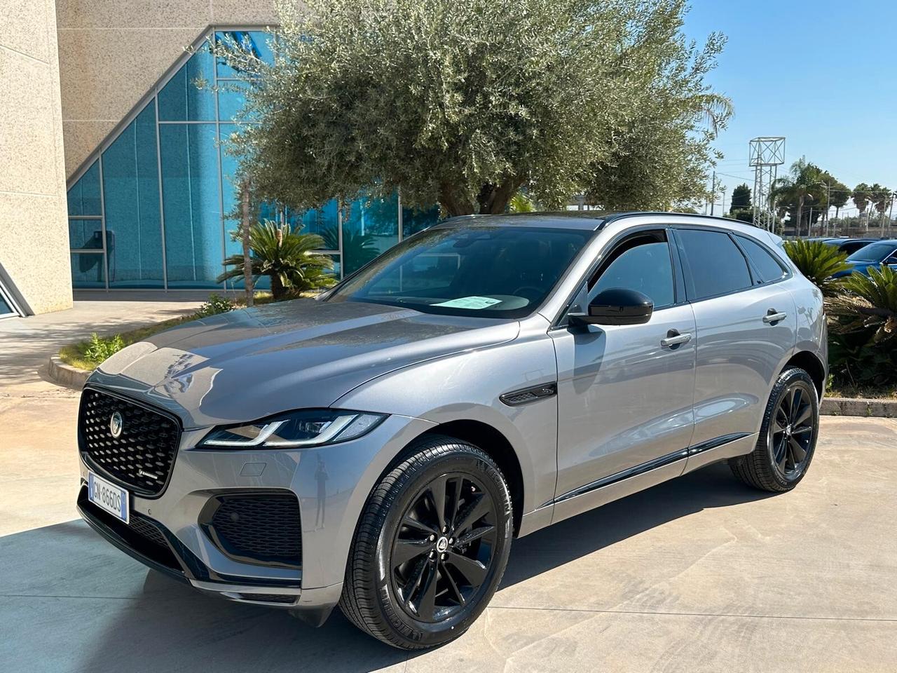 Jaguar F-Pace 2.0 D 204 CV AWD aut. R-Dynamic SE - possibilità noleggio no scoring