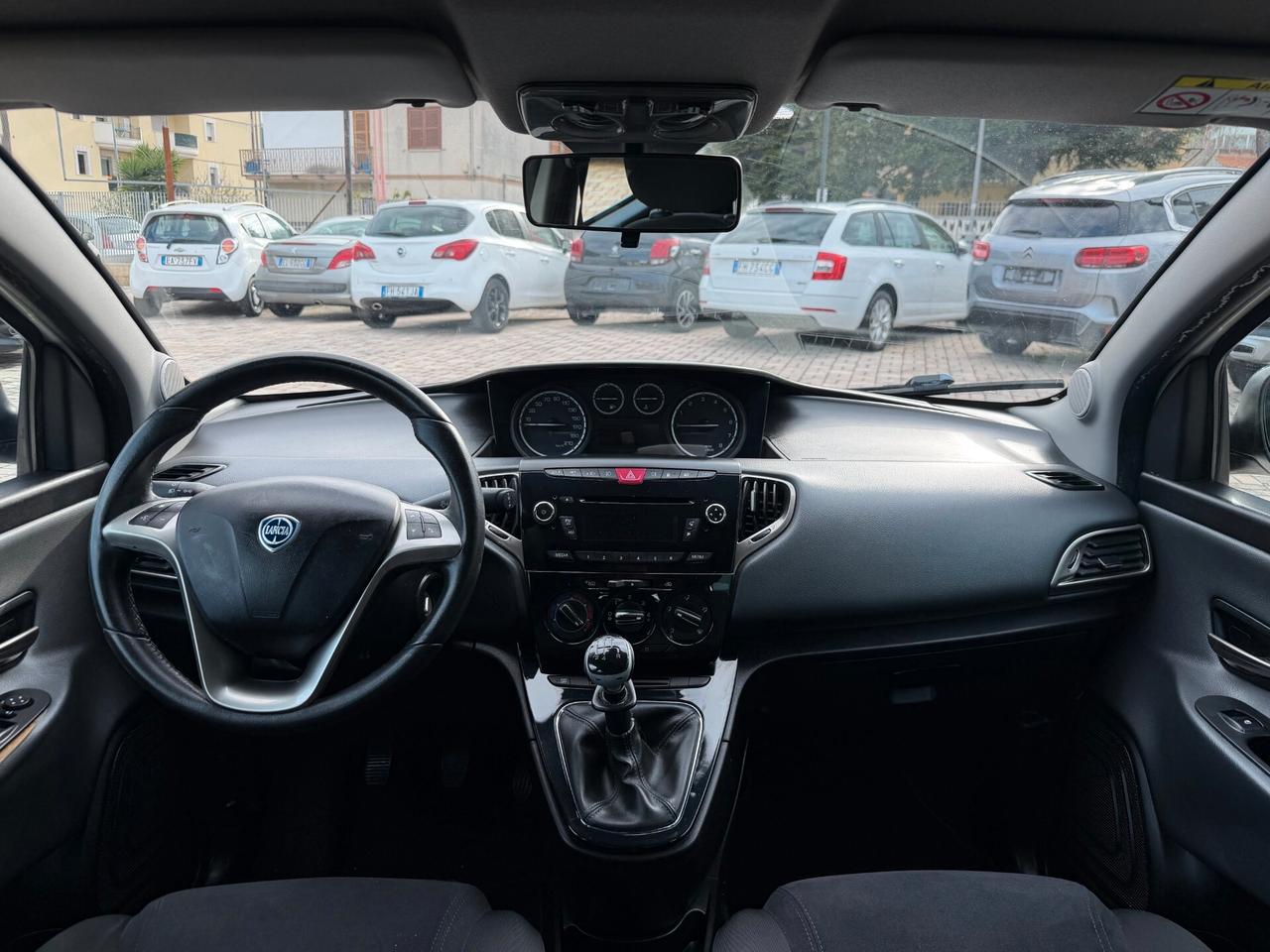 Lancia Ypsilon 1.2 69 CV 5 porte GPL Ecochic Gold