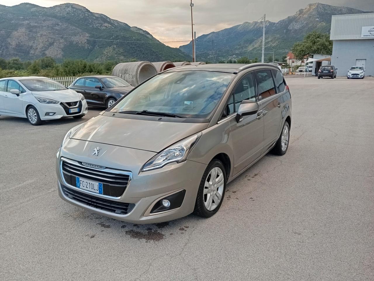 Peugeot 5008 "KM CERTIFICATI" 1.6HDI UNIPRO