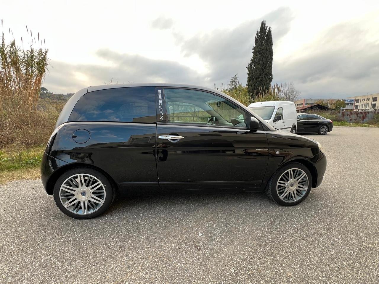 Lancia Ypsilon 1.3 MJT 90 CV DPF Sport MomoDesign