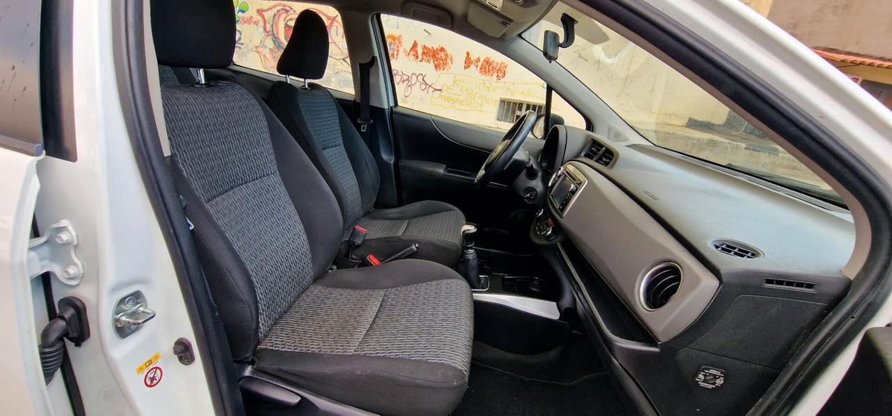 Toyota Yaris 1.4 D-4D 5 porte Lounge