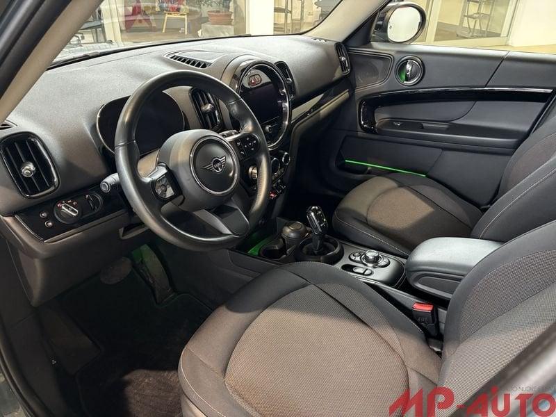 MINI Countryman Cooper AUTOMATICA Essential