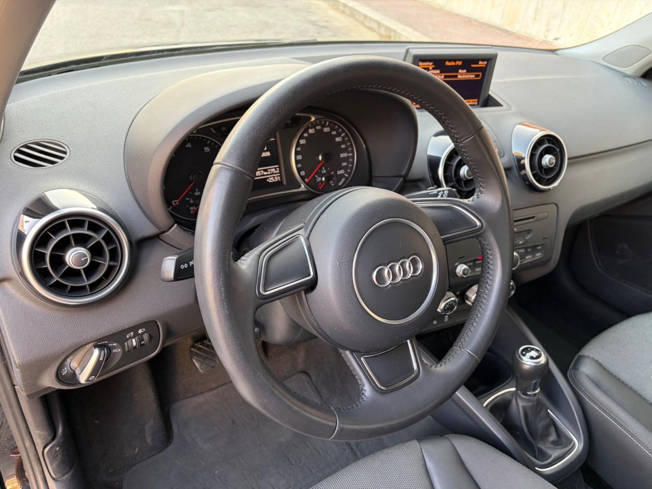 Audi A1 1.2 TFSI Ambition s-line