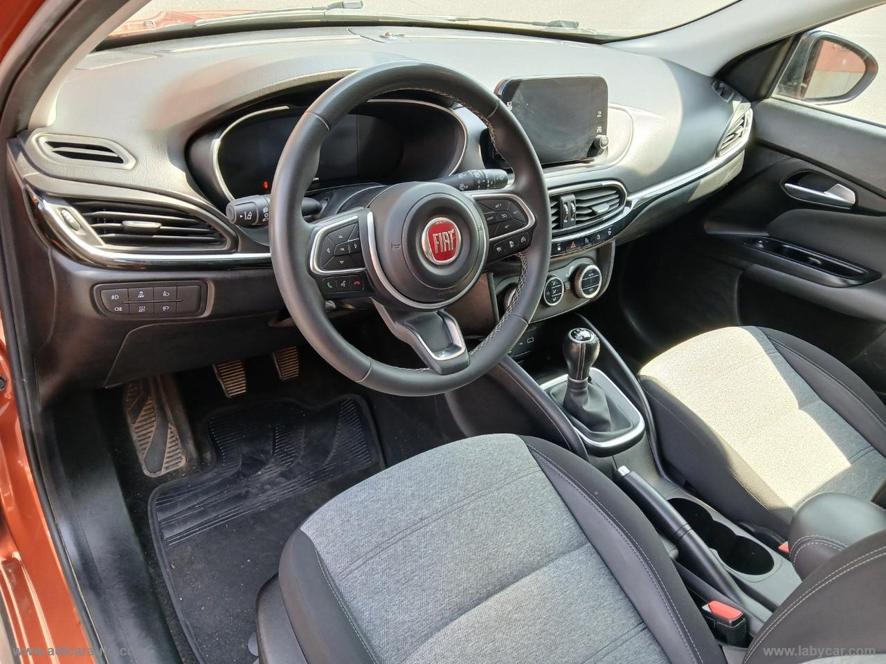 FIAT Tipo 1.0 5 porte Cross