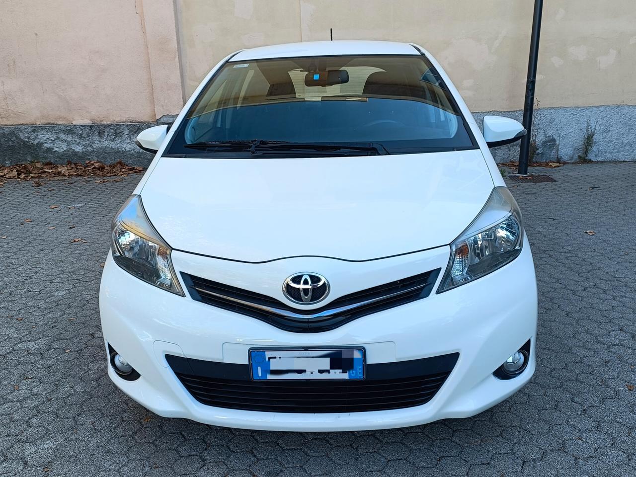 Toyota Yaris 1.3 5 porte Lounge