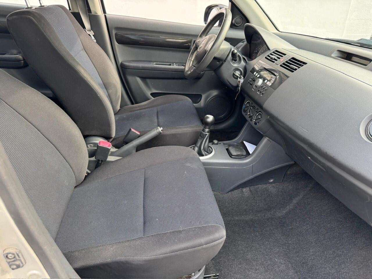 Suzuki Swift 1.3 4x4 5p. GL