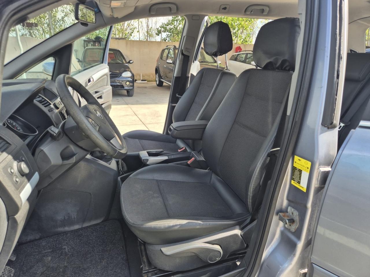 Opel Zafira 1.9 CDTI 120CV Cosmo 7 POSTI