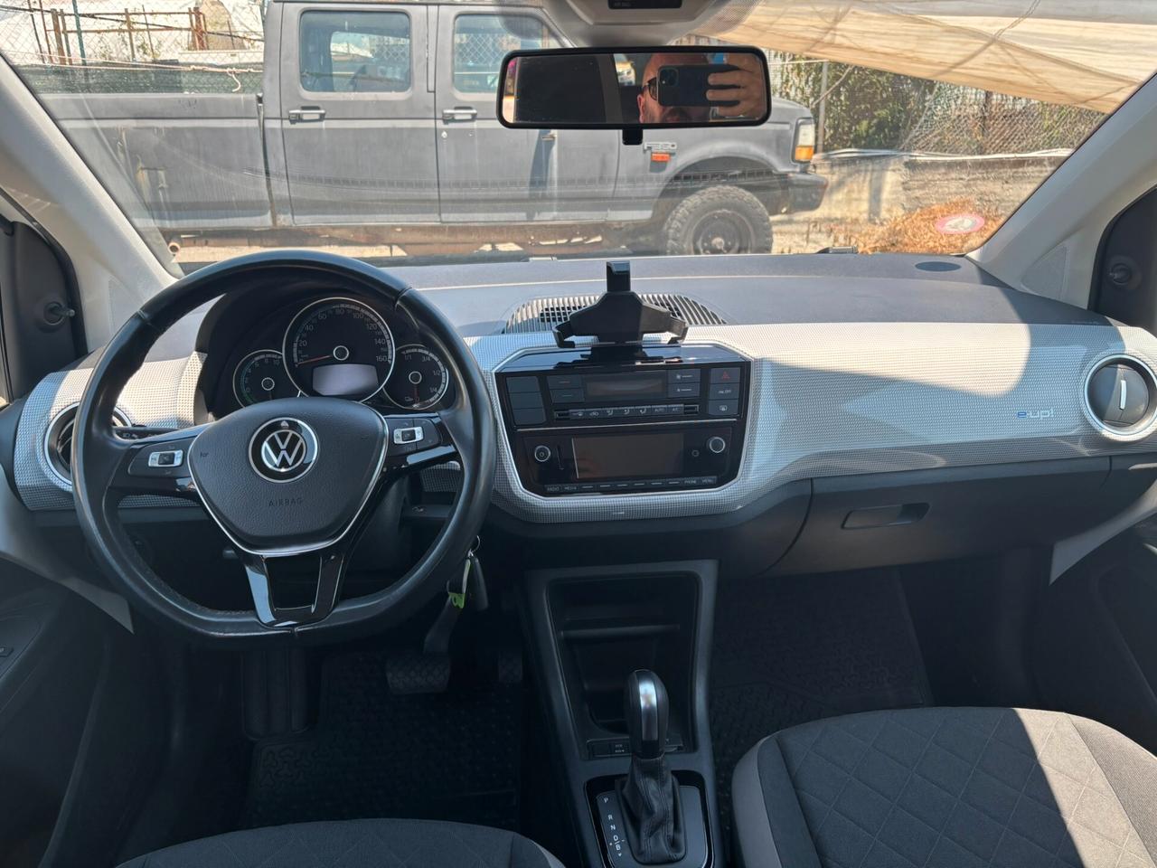 Volkswagen up! e-up! 82 CV