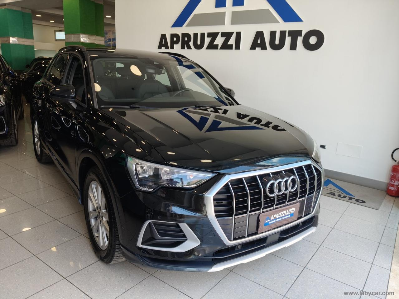 AUDI Q3 35 TDI S tronic Business Advanced