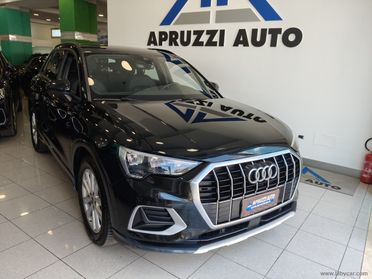 AUDI Q3 35 TDI S tronic Business Advanced