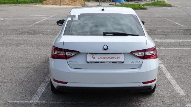 SKODA Superb 1.6 TDI, 120CV, manuale, "Executive", Garanzia..
