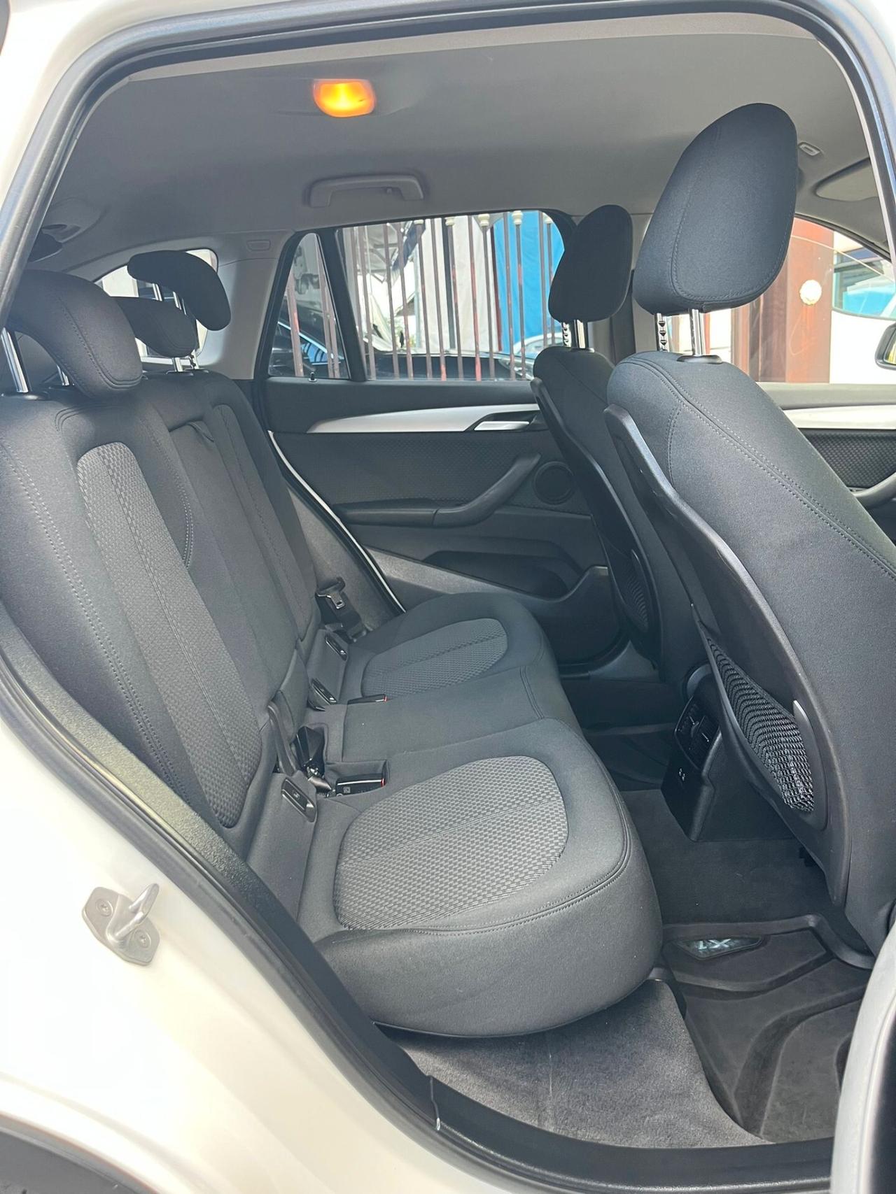 Bmw X1 sDrive18d xLine