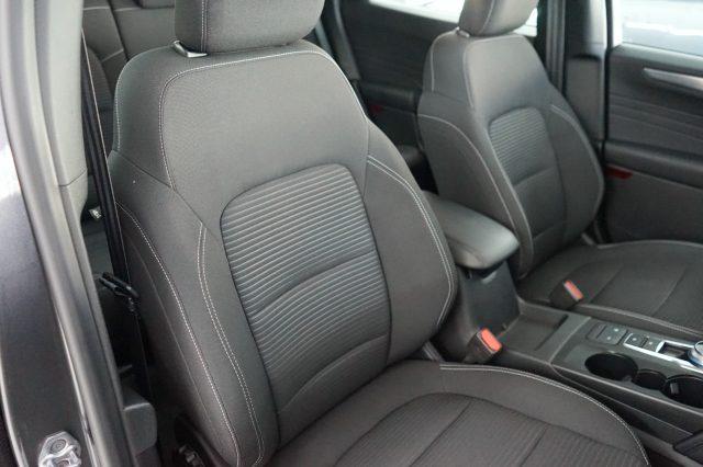 FORD Kuga 2.5 Full Hybrid 190 CV CVT 2WD Titanium FHEV