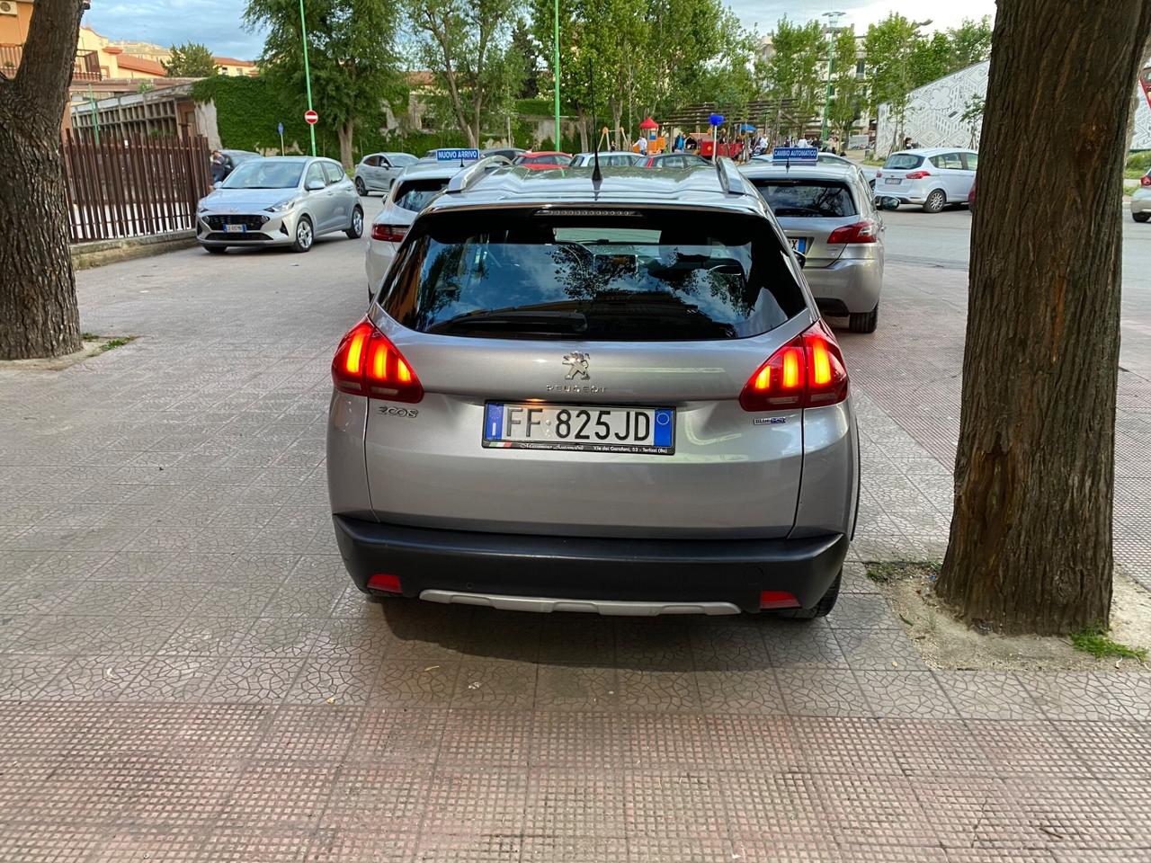 Peugeot 2008 BlueHDi 120 S&S Crossway
