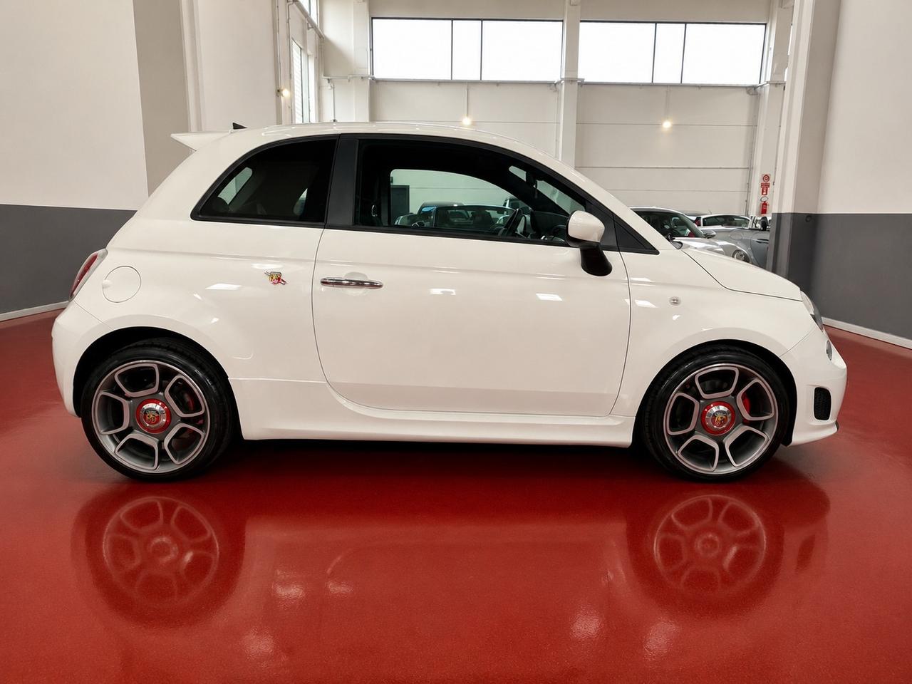 Abarth 500 1.4 Turbo T-Jet MTA Custom