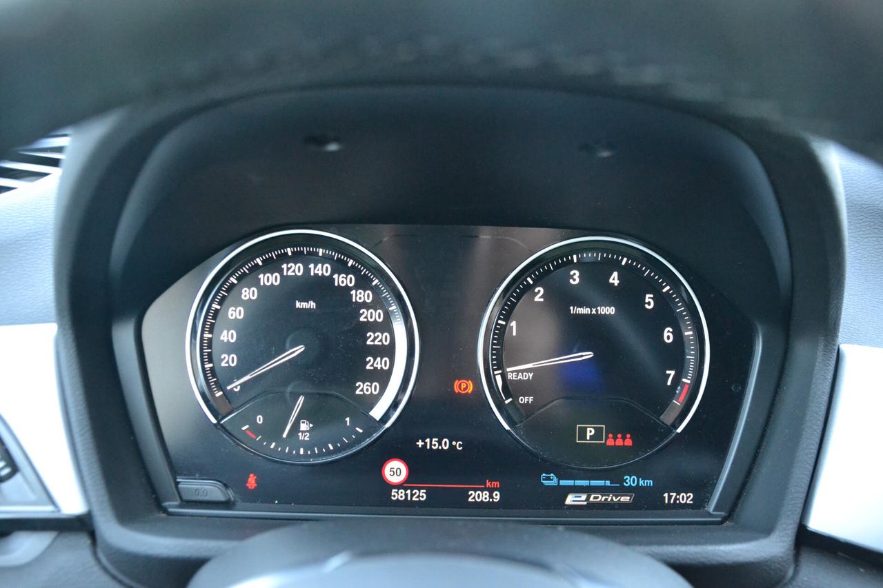 Bmw X1 25e X-DRIVE HYBRID PLUG-IN NAVI+FULL LED+RCAM+PDC+